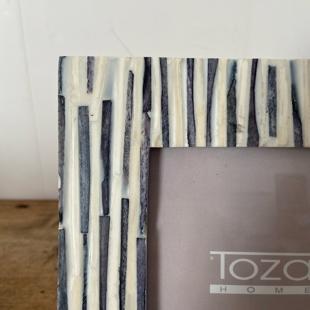 Tozai Grey Stripes Photo Frame - Picture 3 of 10